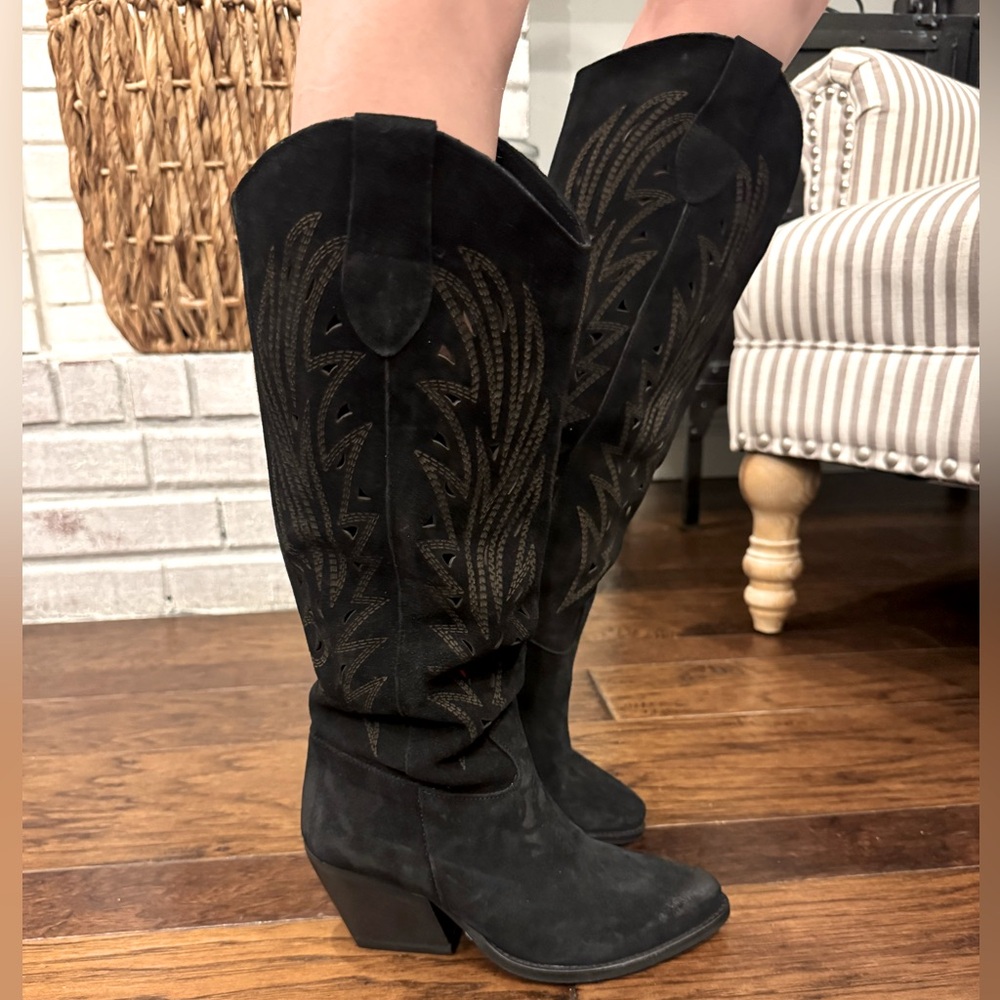 Love the shoes! Just don't need them...I have too many shoes!